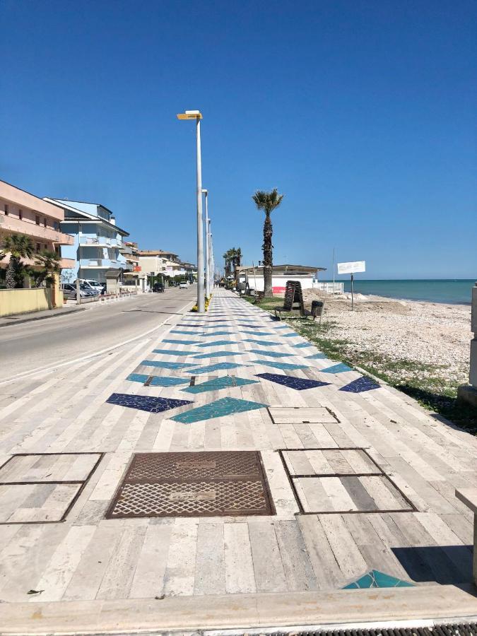 Vita Marina Apartment Porto SantʼElpidio Екстериор снимка