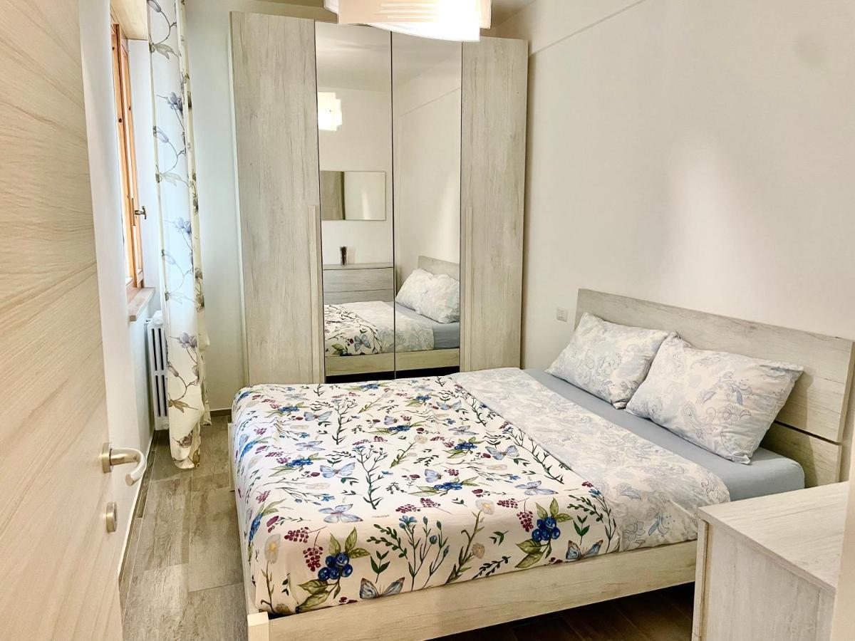 Vita Marina Apartment Porto SantʼElpidio Екстериор снимка